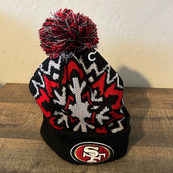 49ers Beanie - Picture 3 of 5